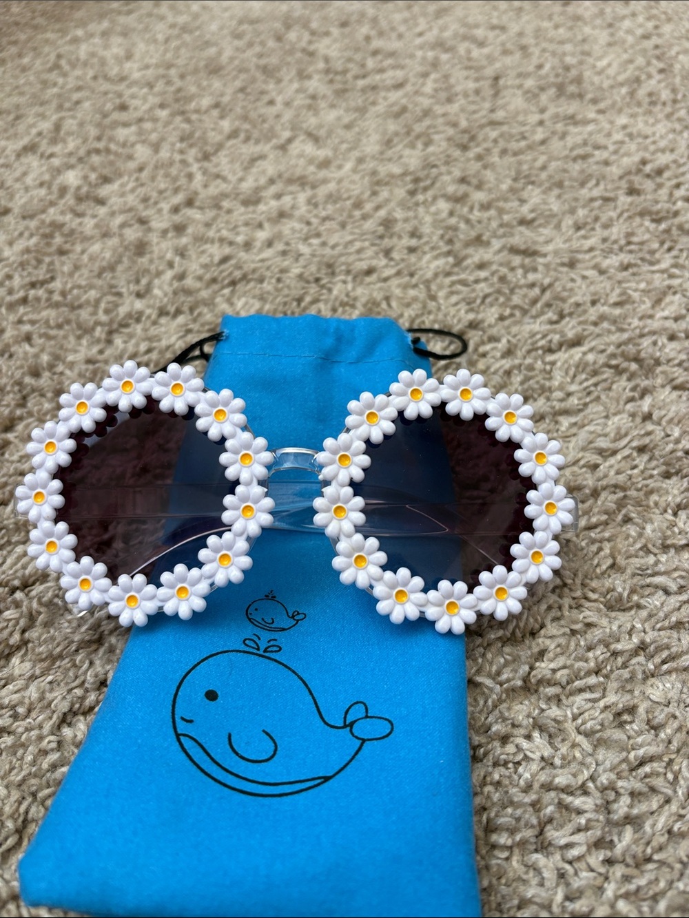 Daisy Round Sunglasses - White Floral Frame